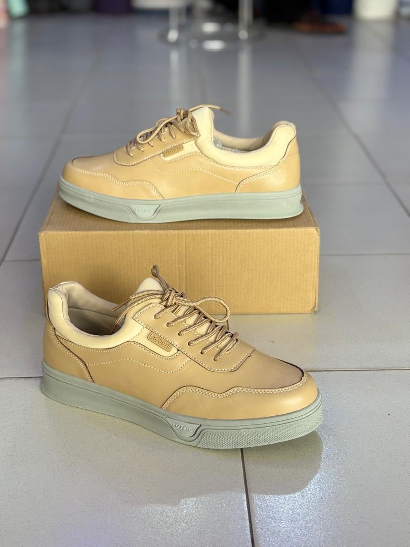 chaussure confortable beige