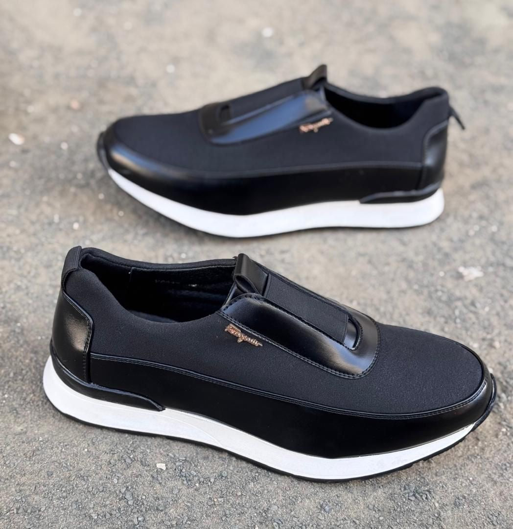 Chaussures Ferragamo – Élégance et Confort Réunis