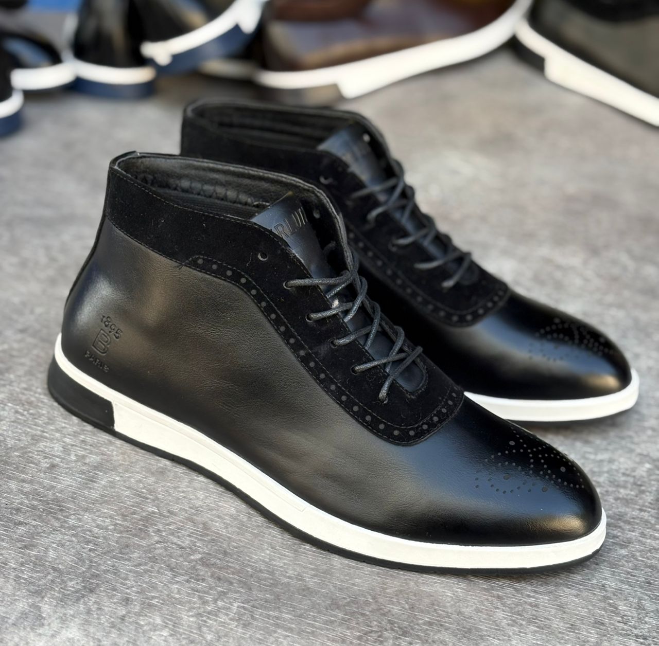 chaussure de ville montante noir