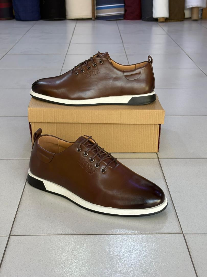 chaussure de ville en marron a