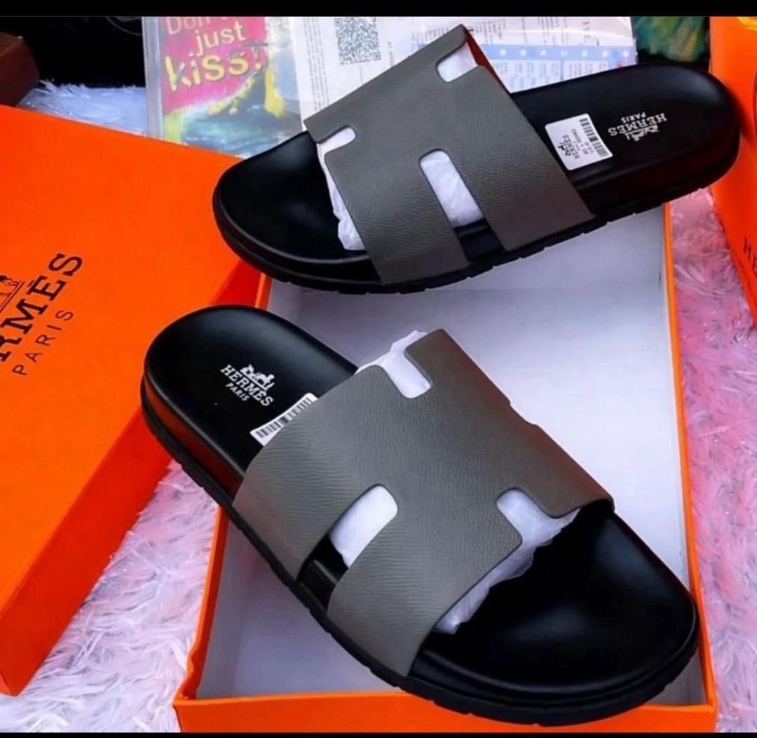 SANDALE CONFORTABLE gris (Copie)