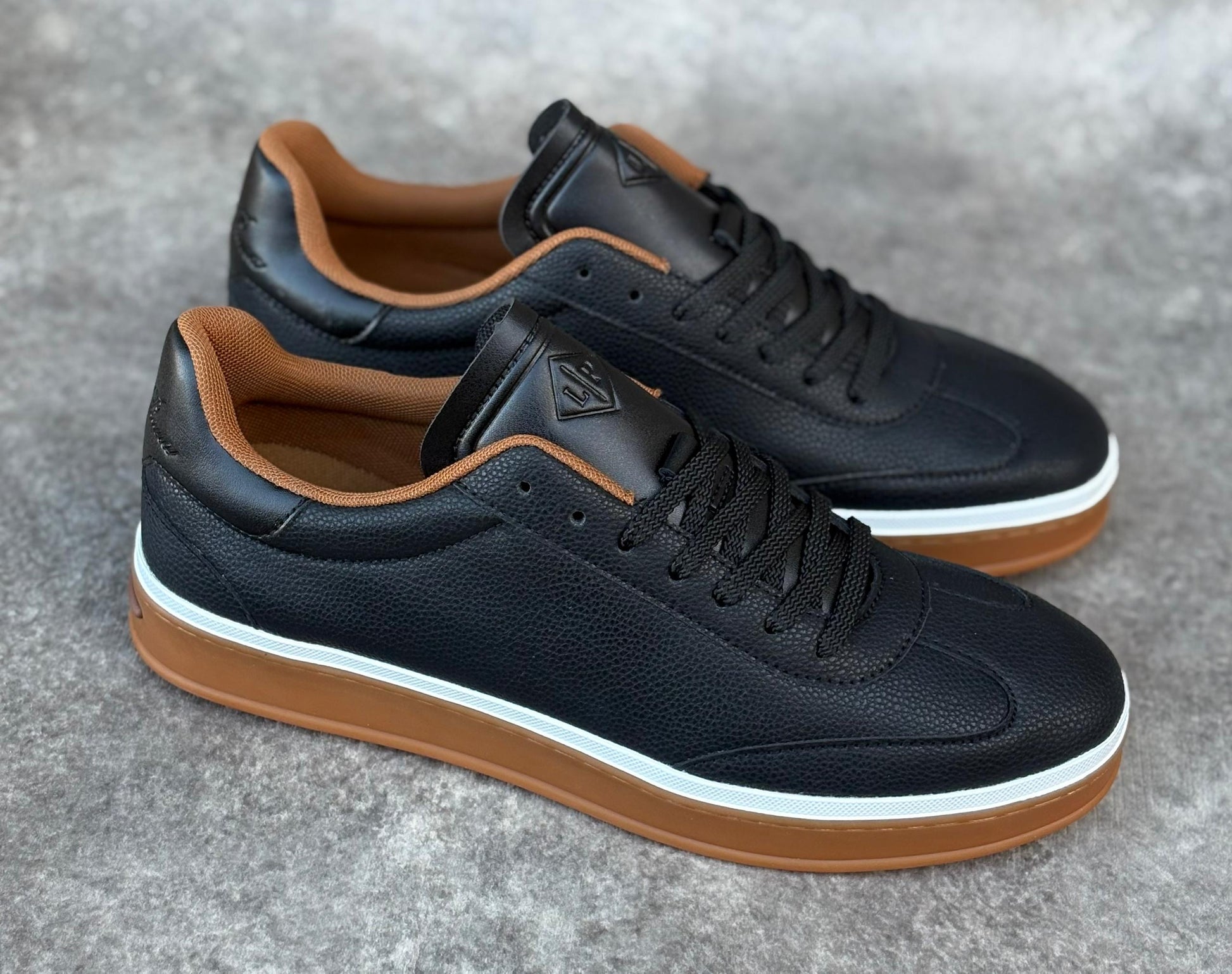 CHAUSSURE HOMME 1